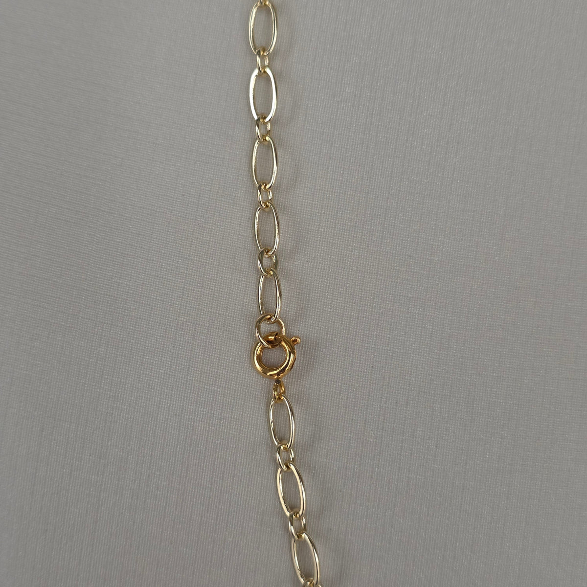 Cadena Eslabón Oval Fino Baño de Oro 18K — Joyería BomLeón
