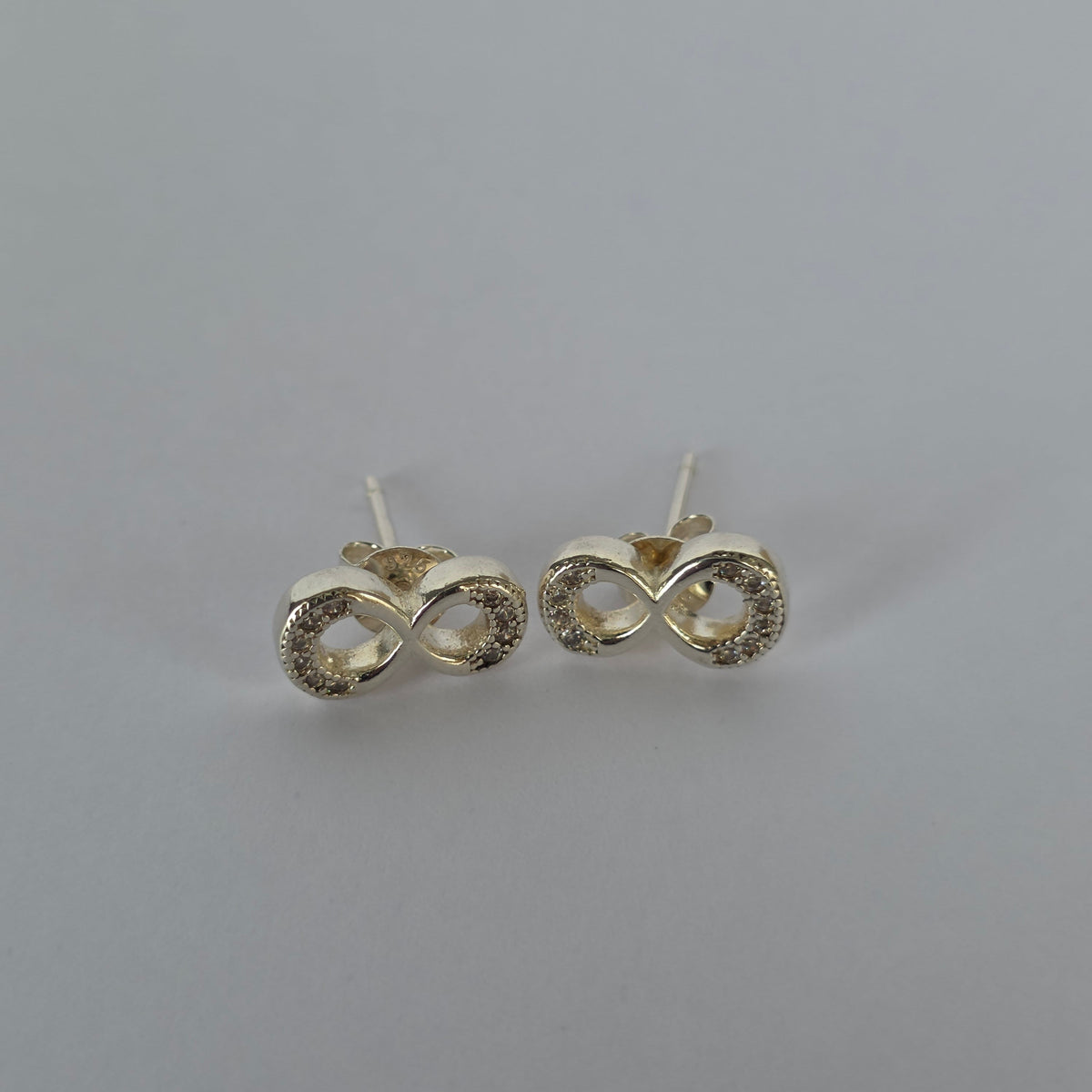 Aros Infinito con Microcircones en Plata 925