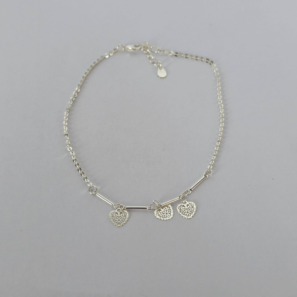 Tobillera Tres Corazones Calados en Plata 925