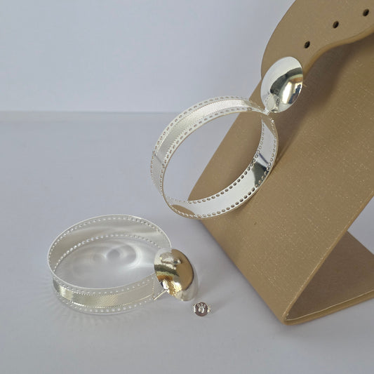 Aros Argolla Ancha con Borde Punteado y Tornillo Plata 925