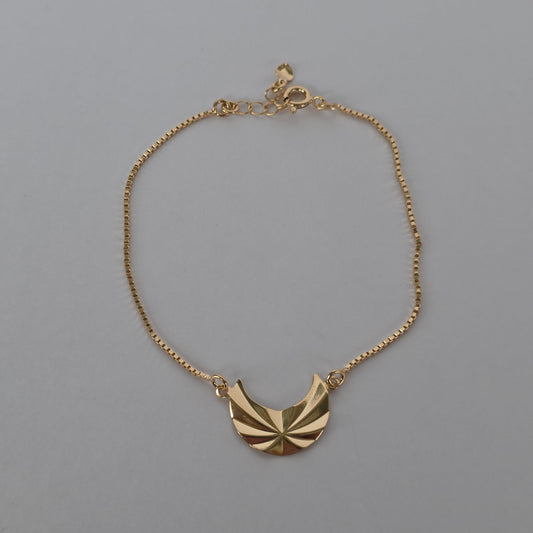 Pulsera Cadena Veneciana con Dije Luna Texturizada – Baño de Oro 18K — Joyería BomLeón