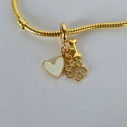 Charm Pulsera Set Patita Corazón y Huesito con Microcircones Baño de Oro 18K — Joyería BomLeón