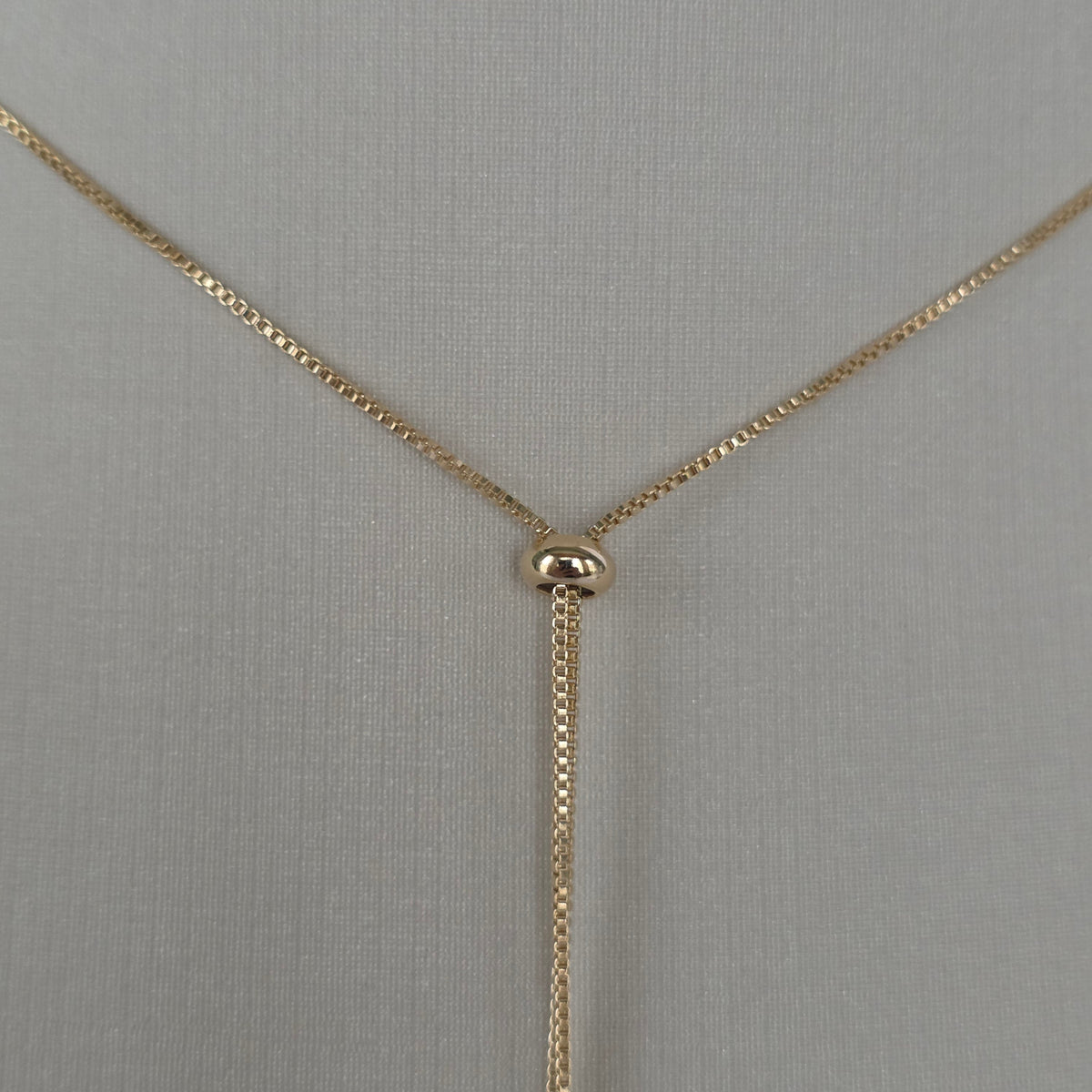 Cadena Lariat Microcircón y Perla Baño de Oro 18K — Joyería BomLeón