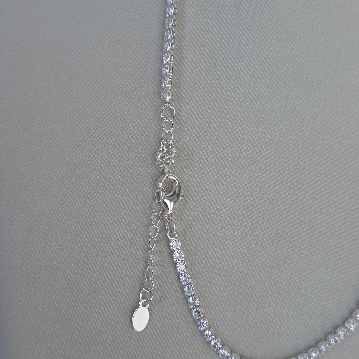 Cadena con Cinco Corazones y Microcircones en Plata 925