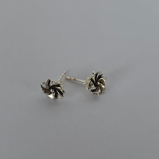 Aros Flor de Pétalos en Espiral en Plata 925