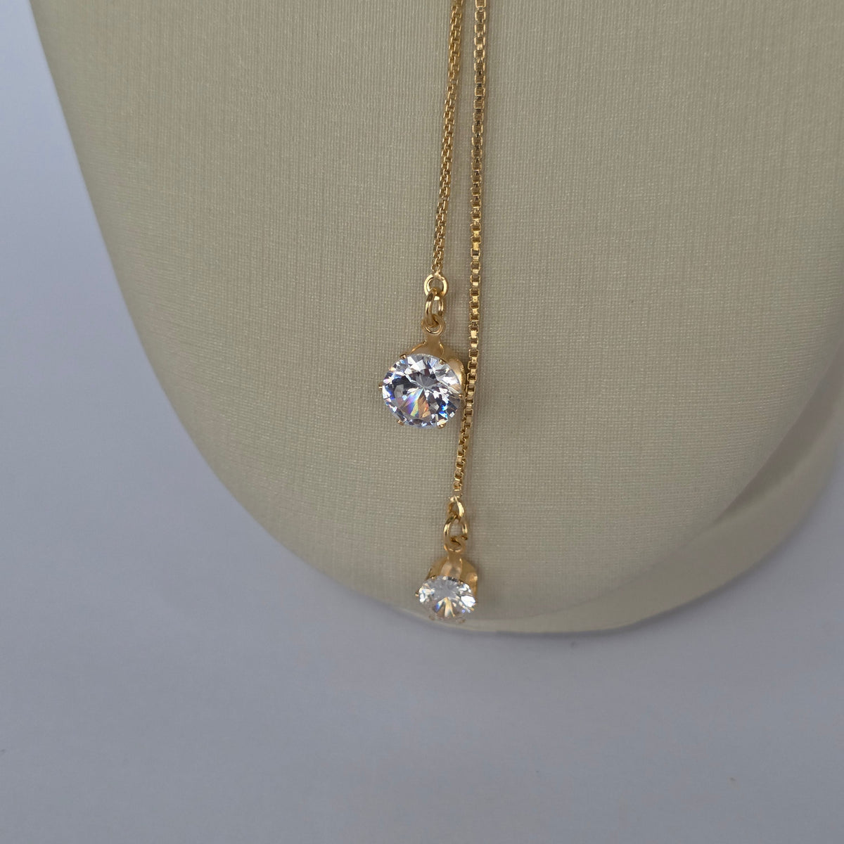 Collar Lariat Doble Microcircón Baño de Oro 18K — Joyería BomLeón