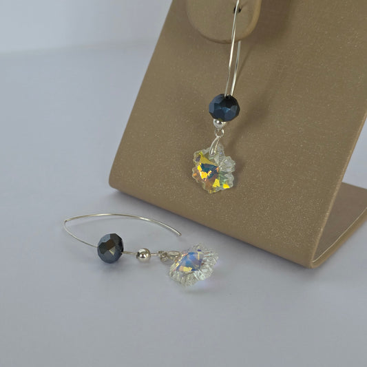 Aros Colgantes Flor Iridiscente con Microcircones en Plata 925