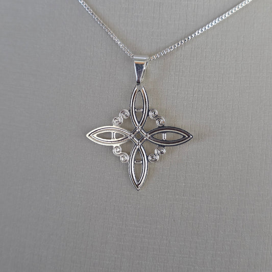 Comprar Colgante Cruz Calada con Espirales Plata 925 - Joyería BomLeón Chile