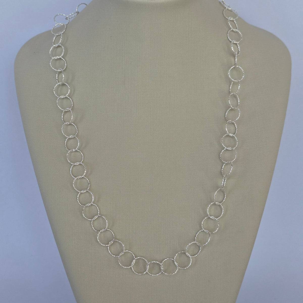 Comprar Cadena de Aros Texturizados en Plata 925 - Joyería BomLeón Chile
