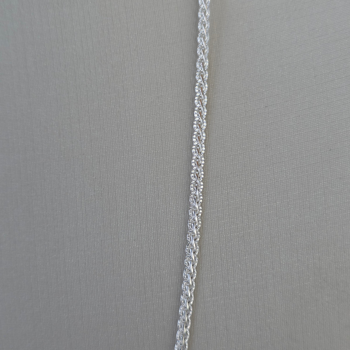 Cadena de Tejido Entrelazado Fino en Plata 925