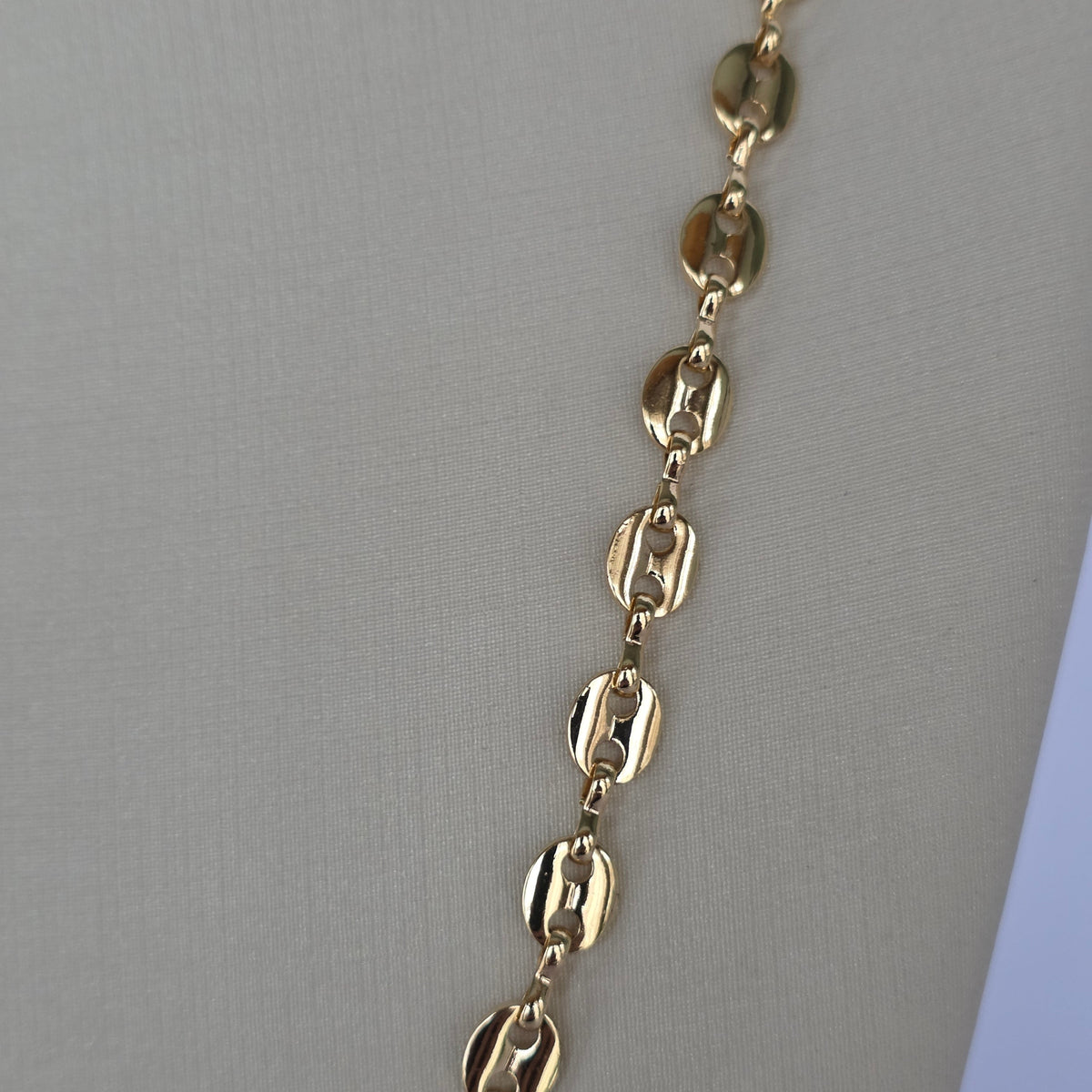 Cadena Eslabón Marino Ancho Baño de Oro 18K — Joyería BomLeón